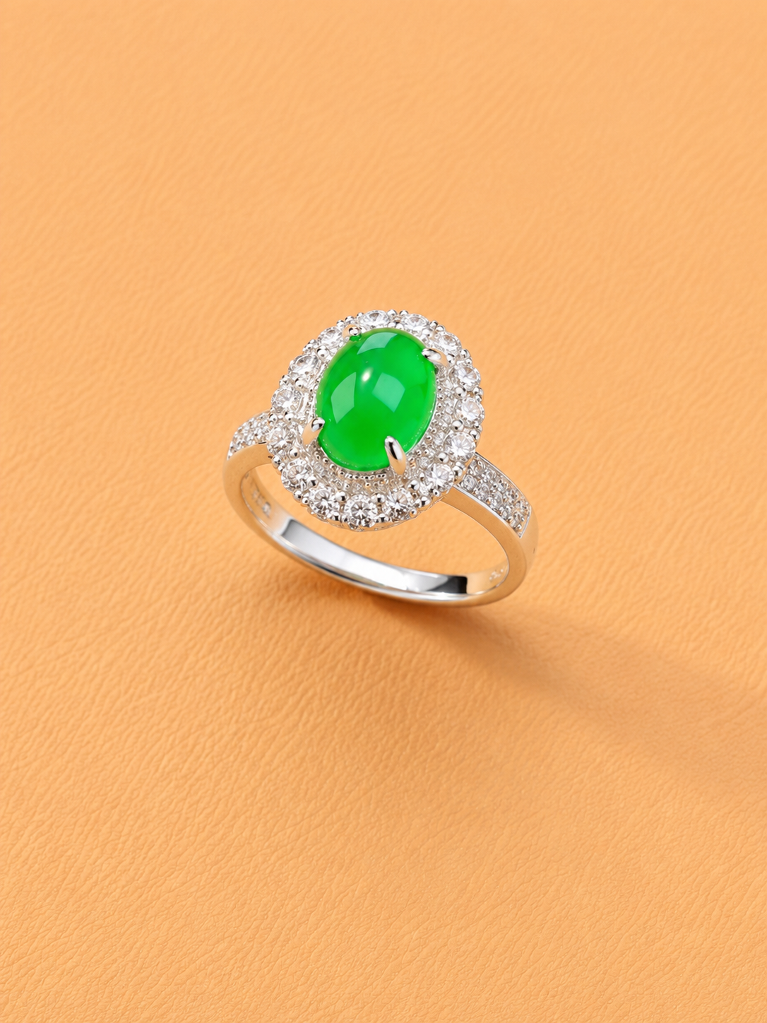 Emerald Crown Radiance Ring